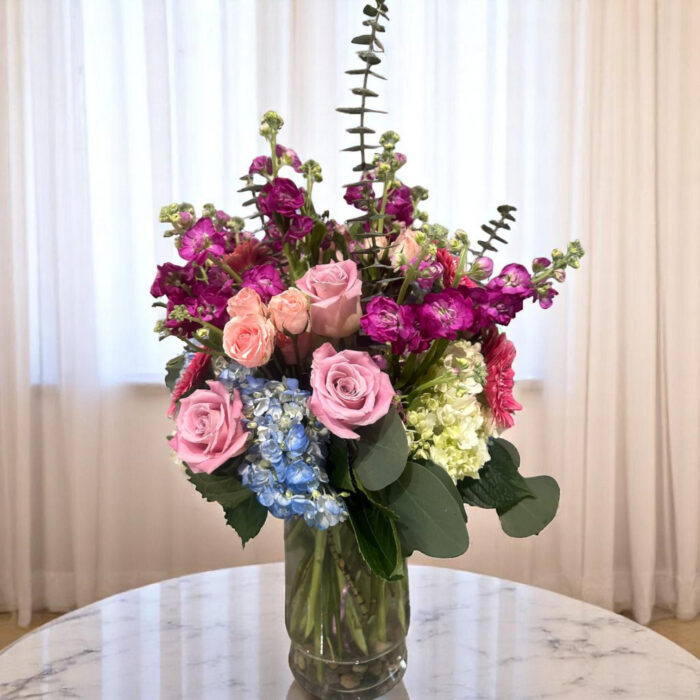 Stefanie-san tan valley florist