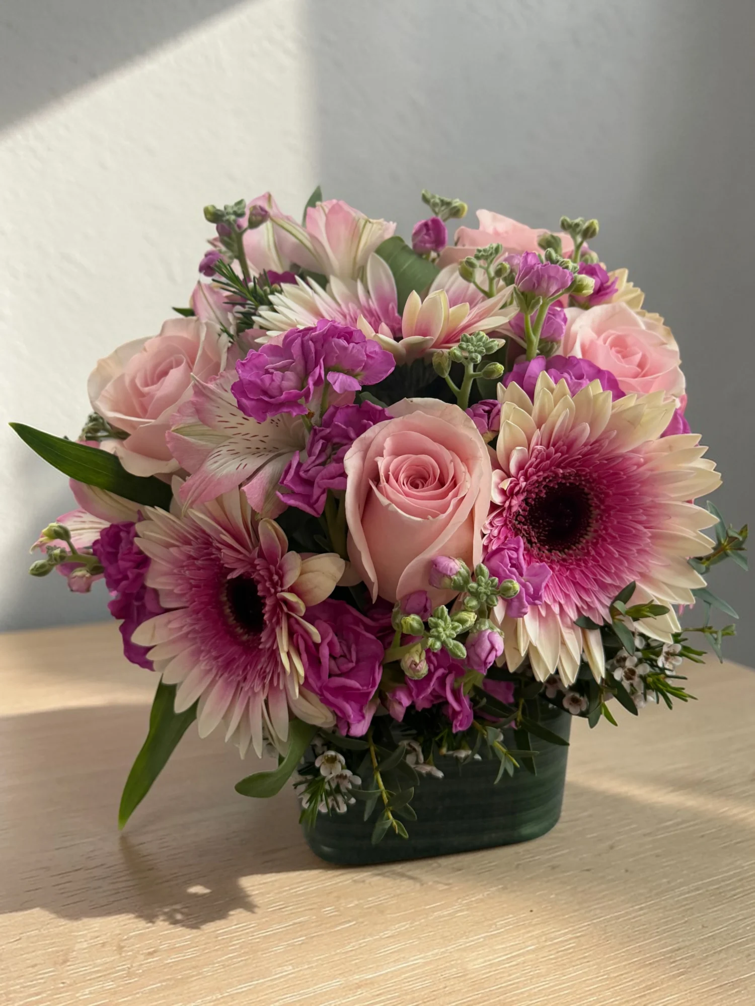 Celebrate Mother’s Day 2026 in Arizona with YanivFlowers
